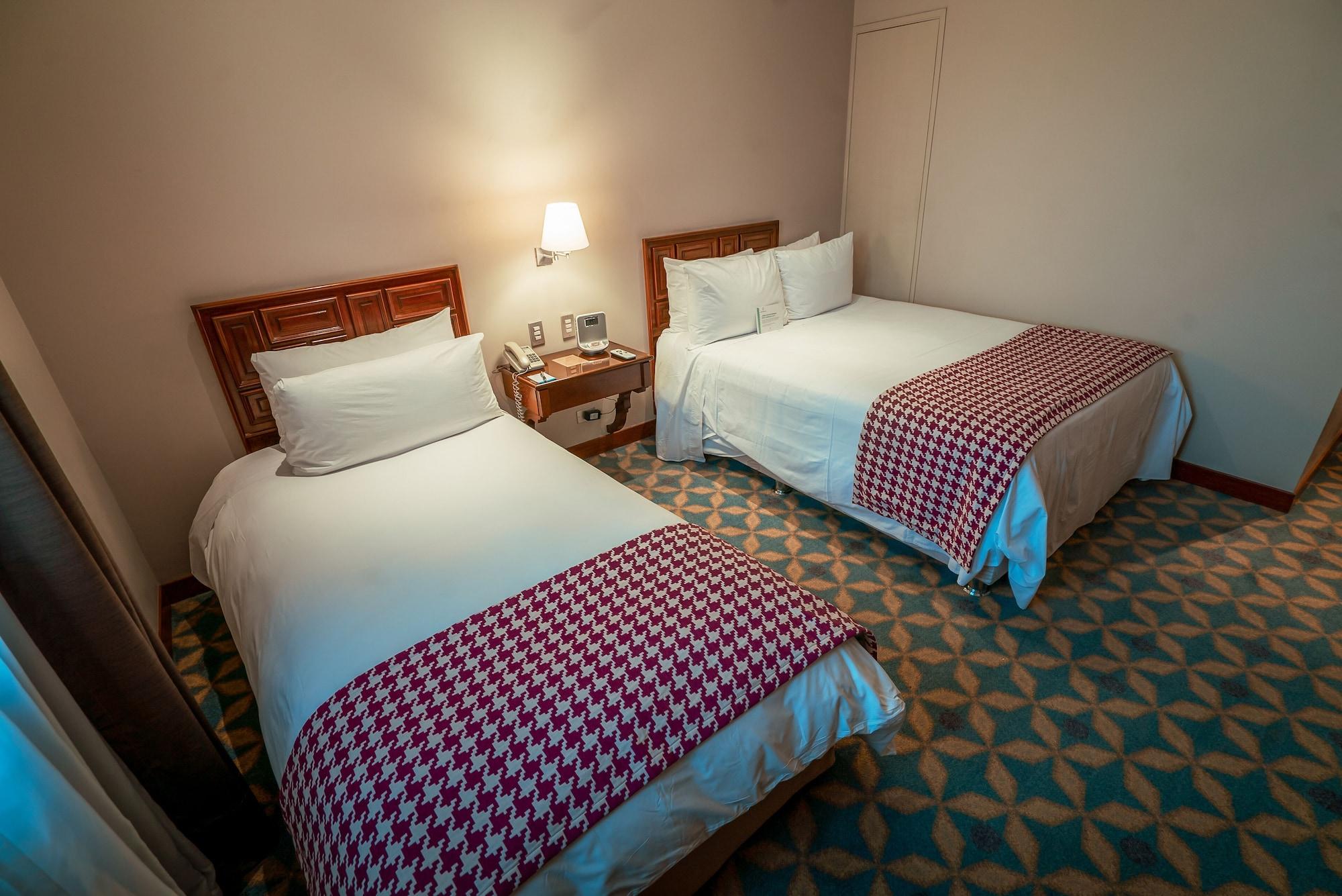 Costa Del Sol Centro Hotel 4*