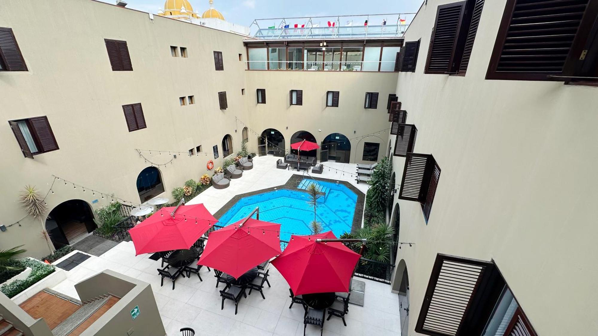 Costa Del Sol Centro Hotel 4*
